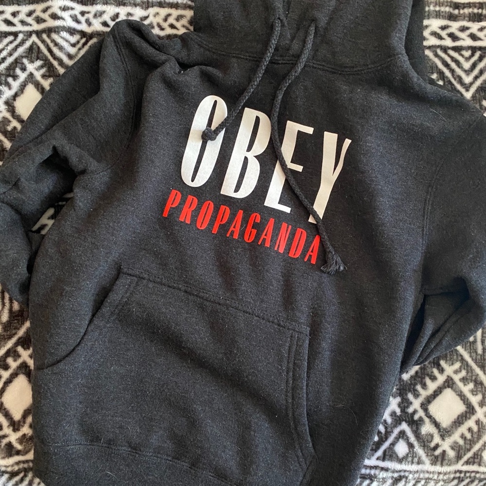Obey sweatshirt